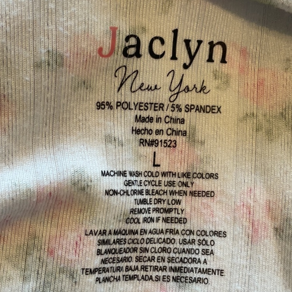 Jaclyn New York pj set - Picture 4 of 5